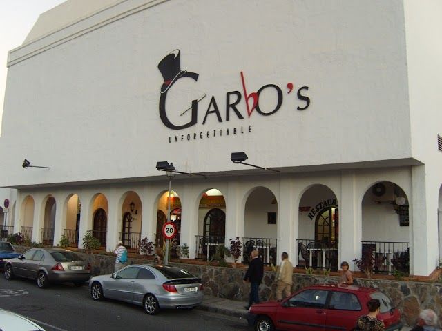 Centro Comercial Bahia Feliz