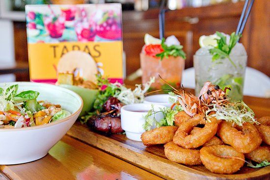Tapas Y Mas